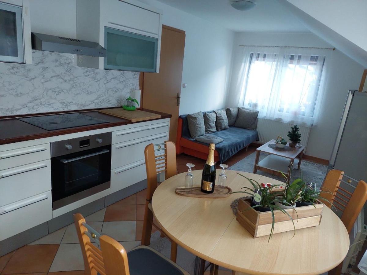 Apartment Apartma Anastasija *